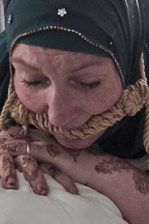 Tesettürlü sakat serseri bdsm her iki açıdan da