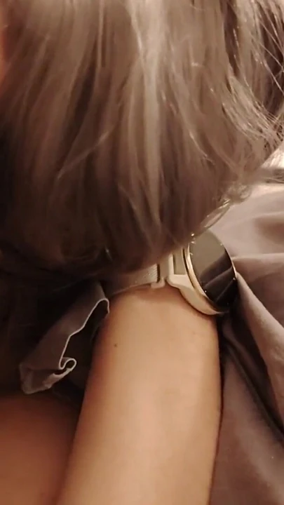 Close! Kayınvalidemi bu orta yaşlı seksi kadını uyandırıyorum, beni emiyor ve ağzına boşalıyor | Klip 3
