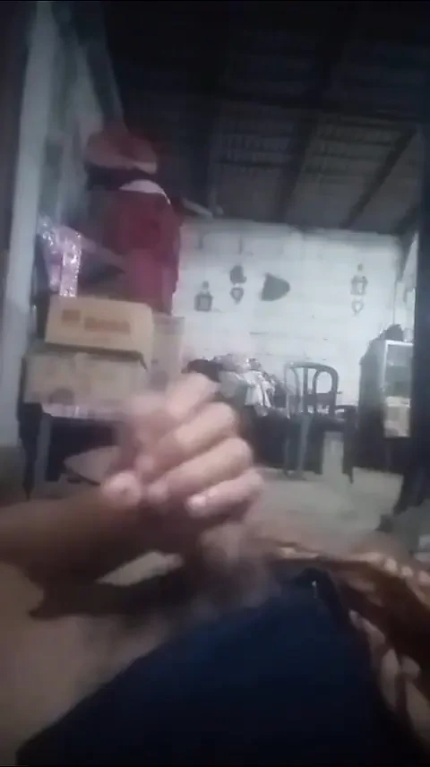 Yalnız Bir Mlang'da Yalnız Bir Brass