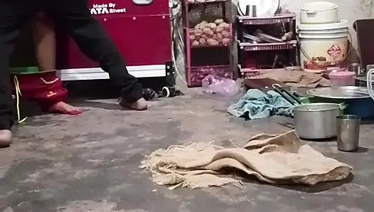 Gerçek kayınbiraderi ile gizli seks hintçe ses kaydı desi yenge dewar