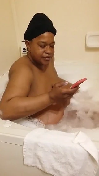 benim bayan sırılsıklam