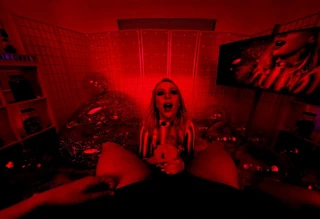 Succubitch - pmv vr azgın kızlar derlemesi