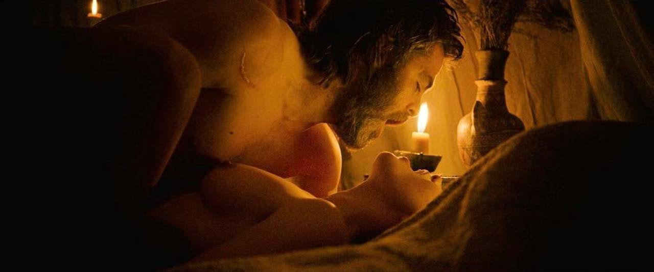 Florence pugh çıplak seks in kanun kaçağı kral on scandalplanet.com