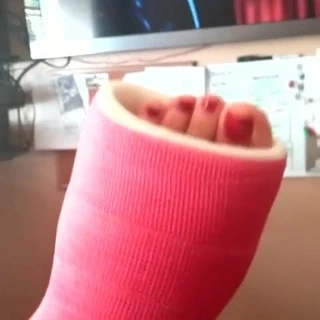 Kırmızı parmaklar - pembe slc