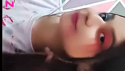 Porno aktrisi Yulieth Gmez hayranıyla mastürbasyon yapıyor