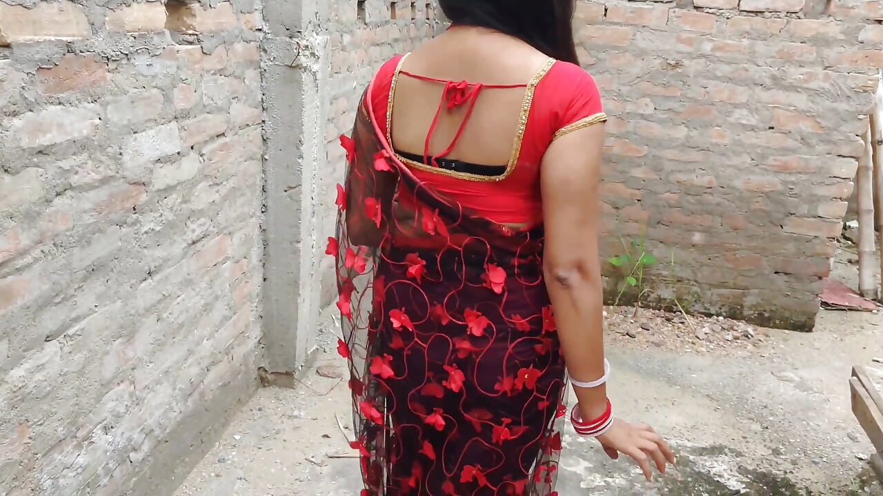 Sıcak Hint Bhabhi Saree Sex Outdoor Bihari Sonam