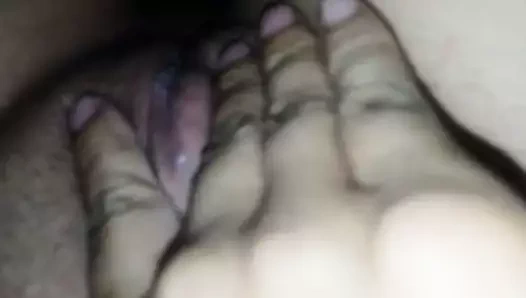 Casada y se dedea para mi