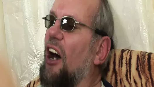 Büyükanneler dik rüya