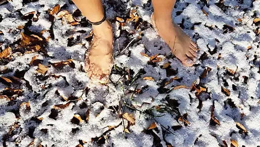 Barfuss durch den Schnee