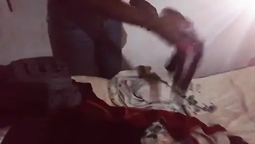 Gerçek üvey annem beni sikmeye geliyor