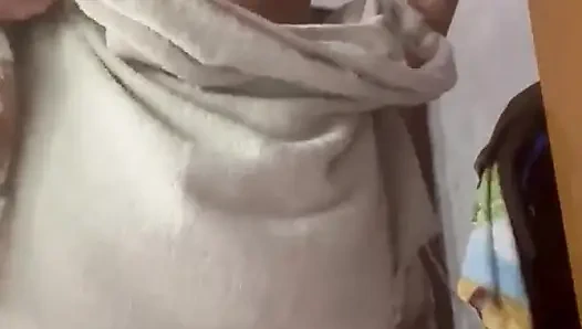 Seksi Latina ga pomiče dok ne postaneš tvrd