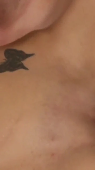 "Esmer kaltak kayınbiraderiyle sikişiyor!"