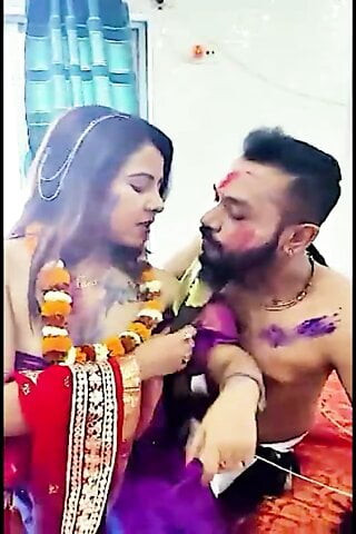 Rang rasiya, rengarenk bir film. tina ve rahul