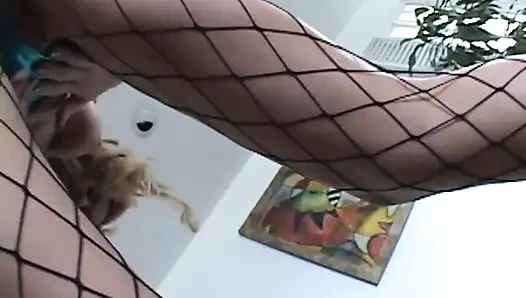 Güzel Amerikalı orta yaşlı seksi kadınlar amında büyük yarak ve götte dildo istiyor (tam film)