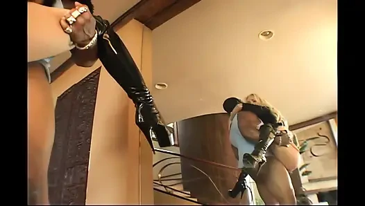 Hareket halinde sert yarak ibadeti