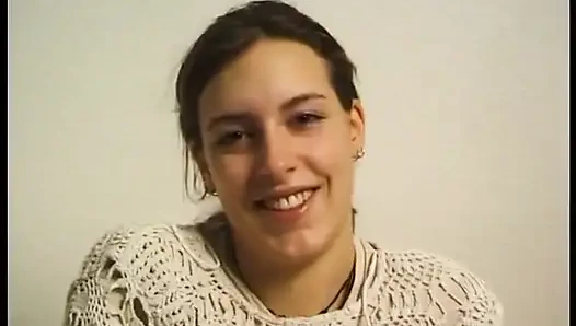 Parmakları amcığını ıslattı