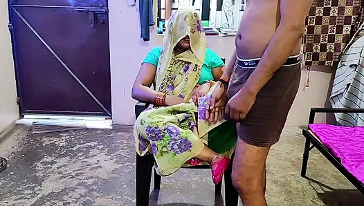 Hintli evli kadın sikişiyor