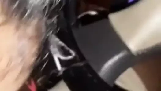 Desi kız arkadaş oral seks içeride araba