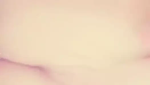 Marie onunla oynuyor