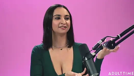 Hailey Rose insanların öpüşmeyi ve yakınlığı küçümsediği söylüyor