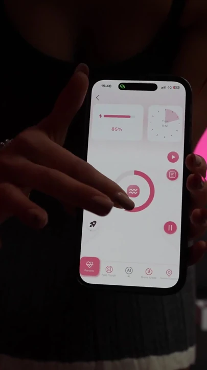 Yeni külot vibratör beni gerçekten ıslak ve azgın yapıyor - honeyplaybox | Klip 1