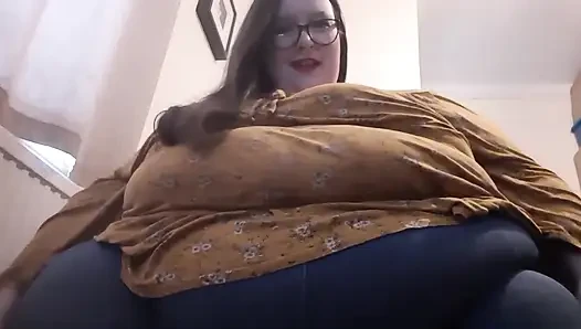 Şişman tanrıça Lady Brads