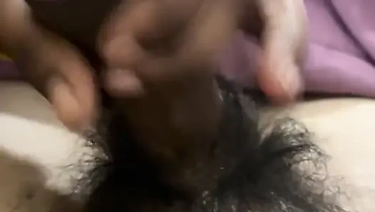 Hintli evli kadın sakso çekiyor