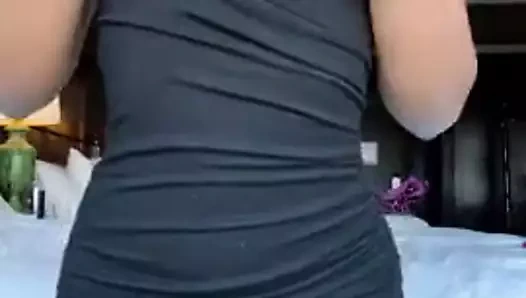 Pakistanlı kız eğrilerini p2 gösteriyor