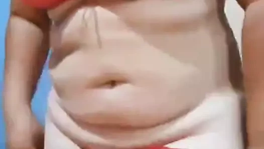 Kırmızı iç çamaşırı