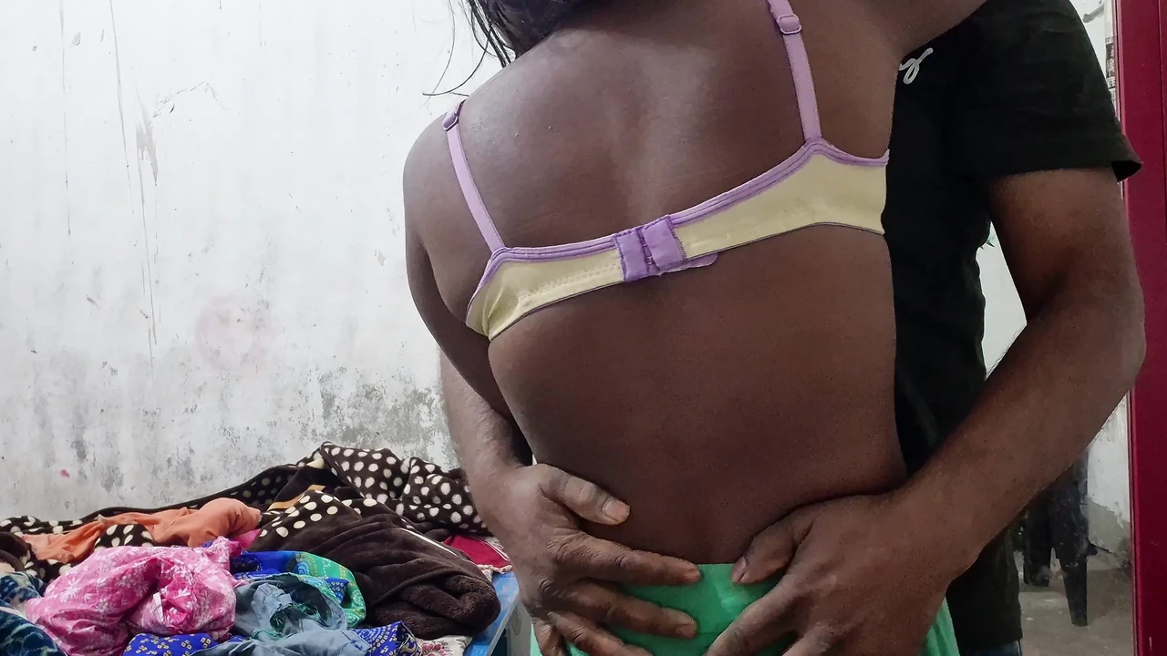 Must See: Indian Desi Hot Bhabhi Ki Chudai Morning Time Amateur Porn Feat Excitedwomen (High Quality) - Singapore Special