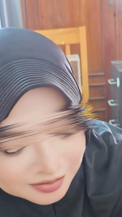 Köylü şefi sadece işten sonra masaj istedi - tesettürlü hizmetçi en iyi sakso çekti ve kuruyana kadar spermini emdi - minokiiko | Klip 1