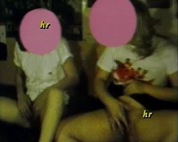 Web'de özel videolarda 90'ların İtalyan seksi #1