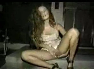 amatör gabrielle mastürbasyon üzerinde sundurma