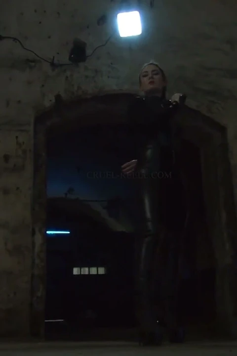 Cirque de Reell Videosu
