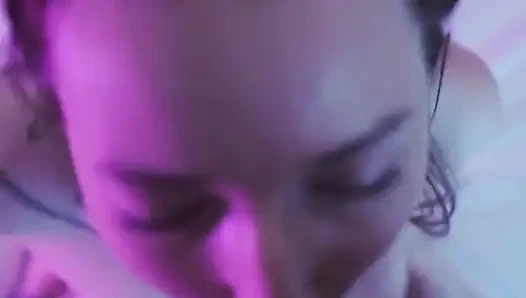 Marianna Mars fotoğraf çekimi sırasında yarak emiyor