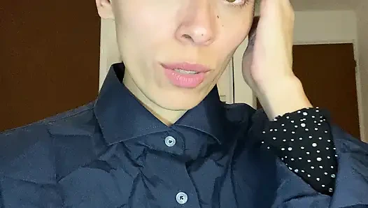 Ahlaksız Sekreter Patronunun Stresini Sürekli Azaltıyor