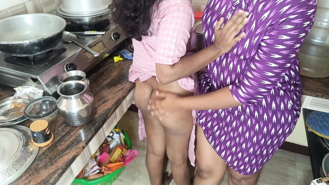 Hot AU Tamil Lesbian Softcore Softcore Porn Feat Palani (Uncut AU) - Australia Locals Only - Australian Sex Video