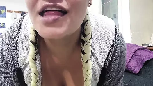 Brezilyalı country şarkıcısı Giovanni yaramaz video istedi