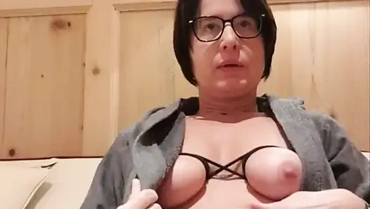 Halka açık saunada orgazm