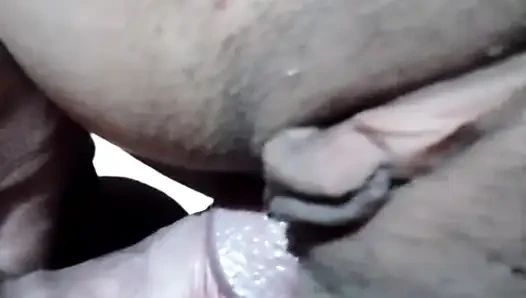 Kız arkadaşımın götünü dölliyorum