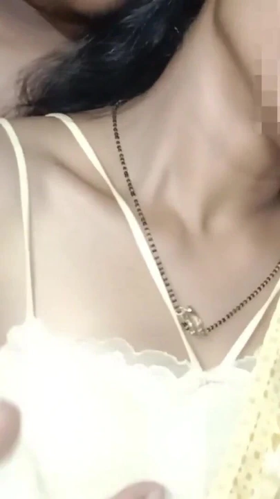 Hintli desi yeni evli kız sert sikişmek istiyor | Klip 1