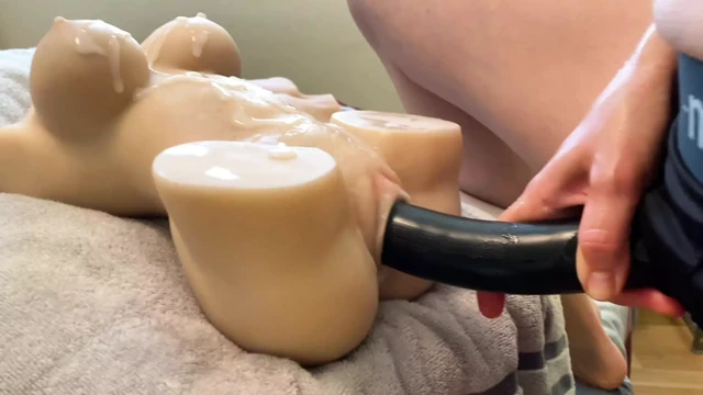 Tantaly sexdolls - büyük zenci yarağı takma yaraklı seksi hatun tüm deliklerden seks bebeklerini sikiyor. %10 indirim için code softdome kullan