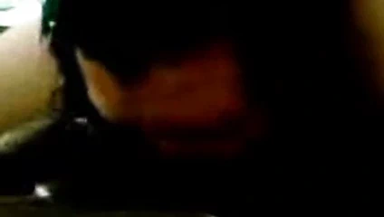 Half kız arkadaşı emme yukarı ona ilk siyah horoz