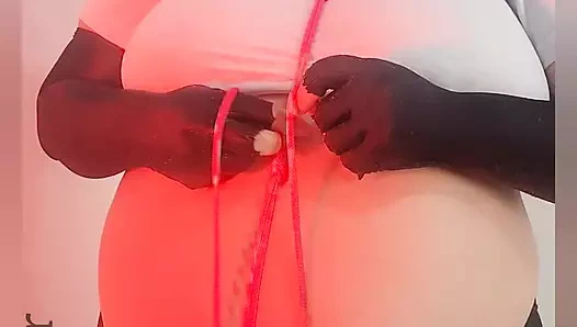 İri güzel kadın - ateşli evli kadın bağlı ve çok eğleniyor!