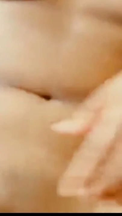 Desi Bhabhi Kocasını Aldattı ve Erkek Arkadaşı Tarafından Otel Odasında Sert ve Kaba Sikiş | Bölüm 1