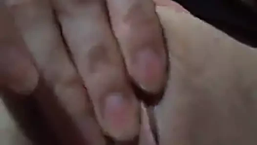 Milf parmaklar kendini 2