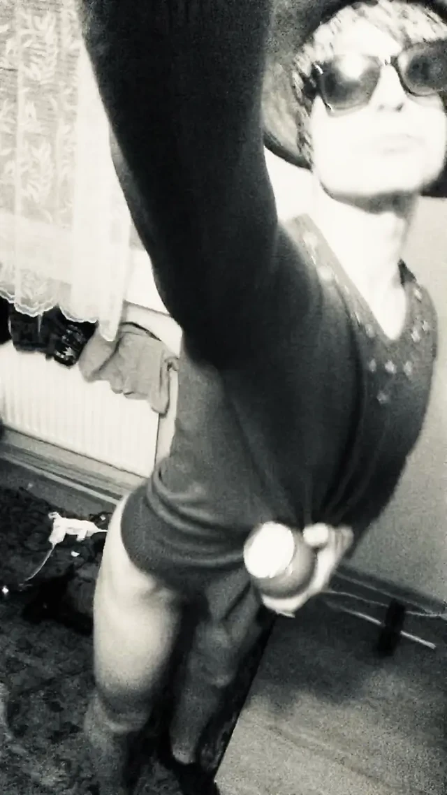 Beyaz femboi