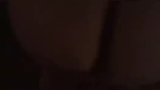 Kahrolası ve boşalmak üzerinde büyük popo