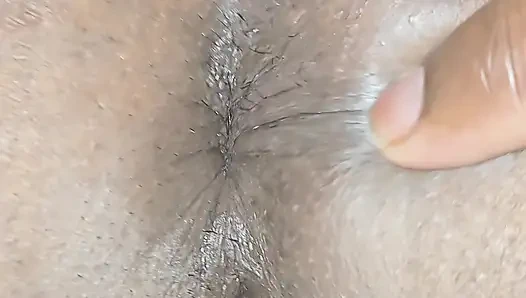 Şişman iri güzel kadın