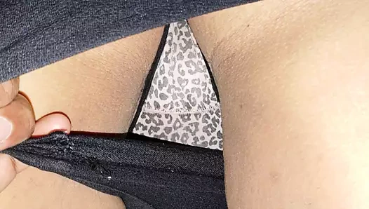 İri güzel evli kadın gösteriş yapıyor